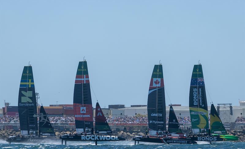 BONDS Flying Roos SailGP Team helmed by Tom Slingsby leads NORTHSTAR SailGP Team, ROCKWOOL Racing SailGP Team and Artemis SailGP Team on Race Day 2 of the Oracle Perth Sail Grand Prix - photo © Samo Vidic for SailGP