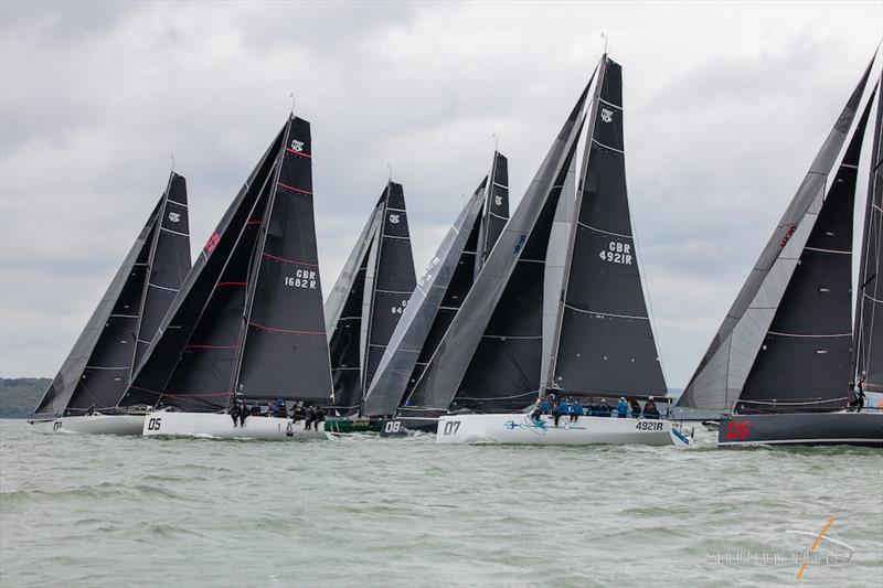 Competitive starts in the Fast 40 Henri Lloyd Trophy - photo © Alex & David Irwin / www.sportography.tv