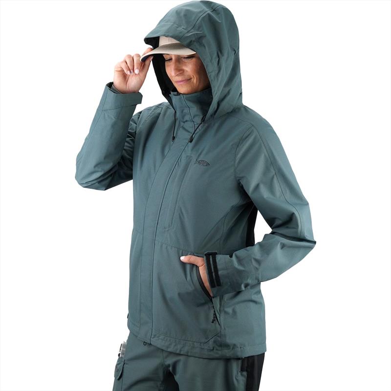 Women's Barricade Jacket - photo © AFTCO