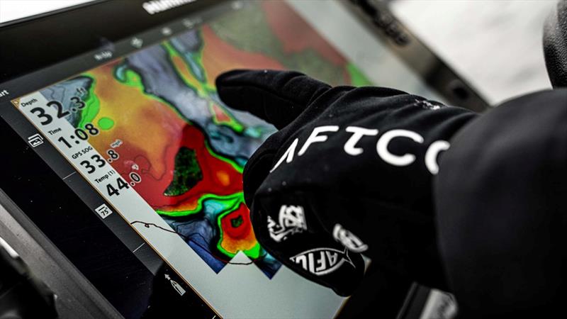 Cold Weather Fishing Gloves - photo © AFTCO