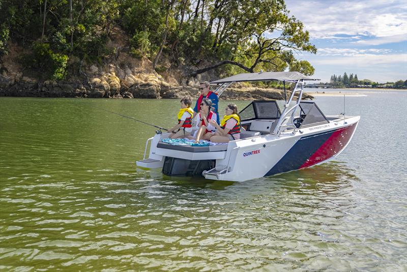 Family boating - photo © Boating Industry Association