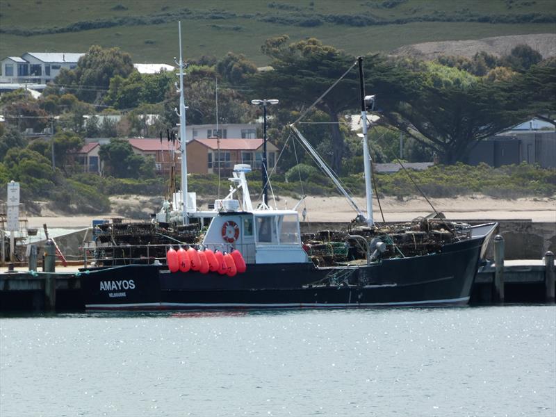 Vessel at Apollo Bay - photo © Victorian Fisheries Authority