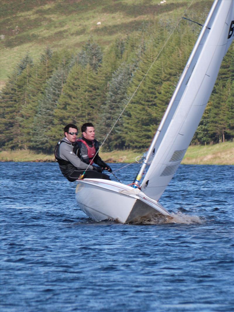 Guy Kippen & Chris Massey win the Flying Fifteen open at Dovestone photo copyright Richard Thackray taken at Dovestone Sailing Club and featuring the Flying Fifteen class