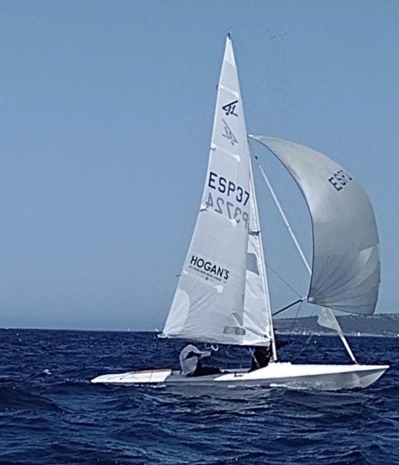 Rafa Benitez and Pilar Casares - 2022 Flying Fifteen Balearic Championship photo copyright RCNPP taken at Reial Club Nàutic de Port de Pollença and featuring the Flying Fifteen class