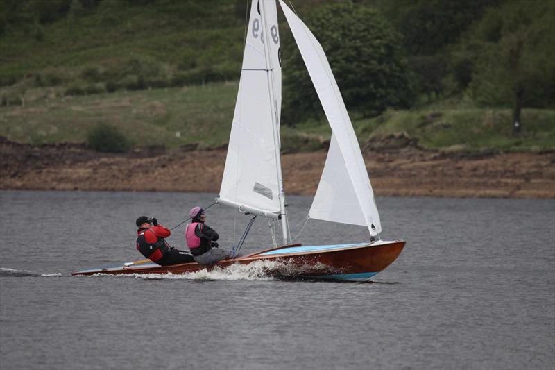 Flying Fifteen National Classic and Silver Championships 2025 at Dovestone Sailing Club - photo © Samantha Allen & Mark Rahn
