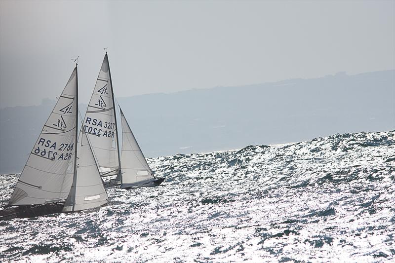 Tight racing, Rob and Iain Bowman and Dominic and Marco Collettt charge towards the next mark during a previous Flying 15 Nationals. A strong fleet from Durban will be heading up to the Vaal in the hopes of keeping the trophy secure in KZN photo copyright Sophie Thompson taken at Aeolians Club and featuring the Flying Fifteen class