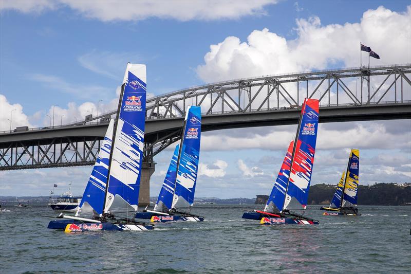 sailing-through-the-auckland-harbour-bridge - photo © Graeme Murray