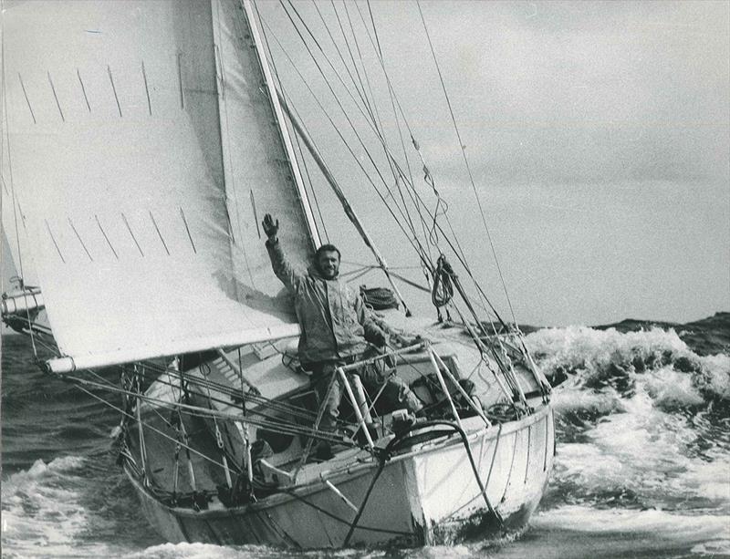 Bill was on the water to capture Sir Robin's triumphant homecoming in 1969. - photo © Bill Rowntree / PPL Media