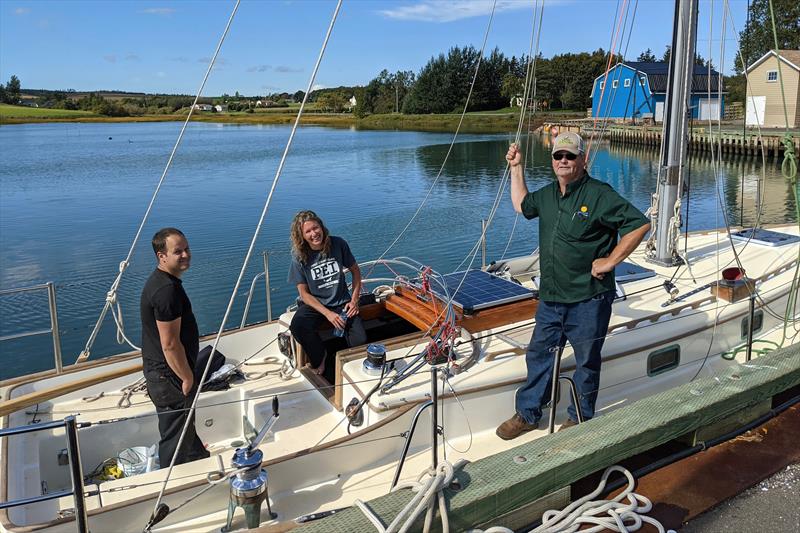 Kirsten Neuschäfer with experienced ‘Minnehaha' shipwright Eddie Arsenault and her rigger. - photo © Team Kirsten/ GGR2022