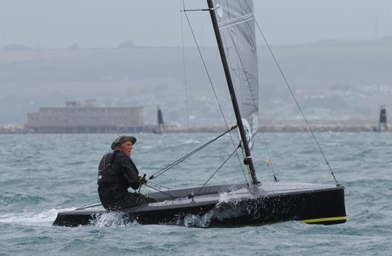 Alasdair Hood steers ‘A Touch of Yellow' to a pair of useful results on day 2 of the Harken Hadron H2 Nationals at the WPNSA - photo © David Henshall