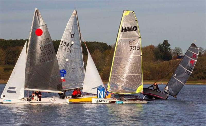 Halo rounding a mark during the Fernhurst Books Draycote Dash - photo © Tim Olin / www.olinphoto.co.uk