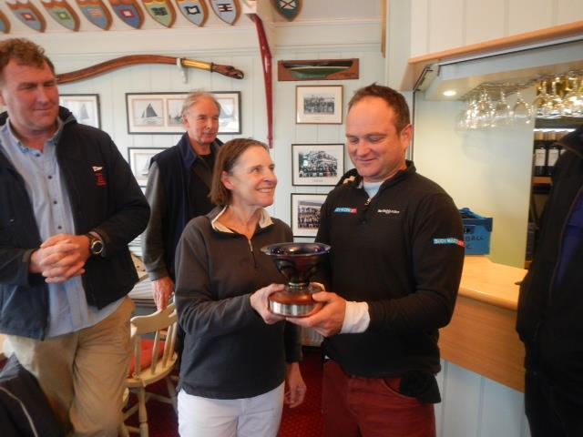 Illusion Bailey Bowl at Bembridge - photo © Mike Samuelson