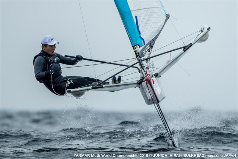 Day 2 at the YANMAR Moth Worlds - photo © YANMAR Moth World Championship 2016 / Junichi Hirai / BULKHEAD magazine JAPAN