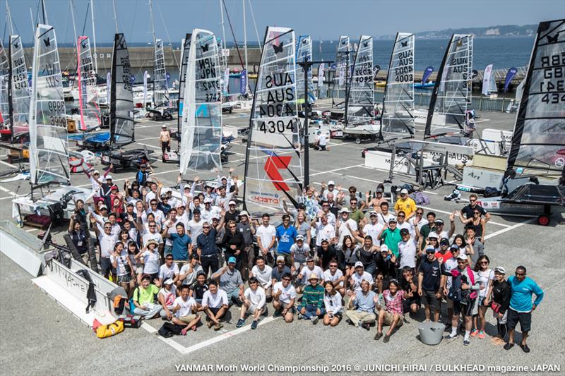 Day 5 at the YANMAR Moth Worlds - photo © YANMAR Moth World Championship 2016 / Junichi Hirai / BULKHEAD magazine JAPAN