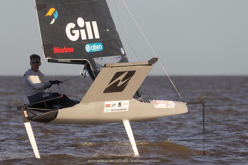 Dylan Fletcher on day 1 of the Moth Worlds at Buenos Aires, Argentina photo copyright Moth Worlds ARG 2022 / Matias Capizzano taken at Yacht Club Argentino and featuring the International Moth class