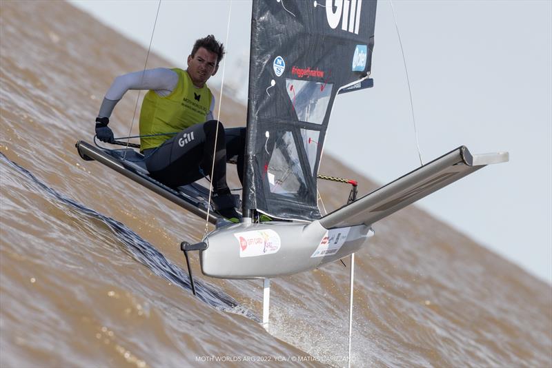 Dylan Fletcher on day 5 of the Moth Worlds at Buenos Aires, Argentina photo copyright Moth Worlds ARG 2022 / Matias Capizzano taken at Yacht Club Argentino and featuring the International Moth class