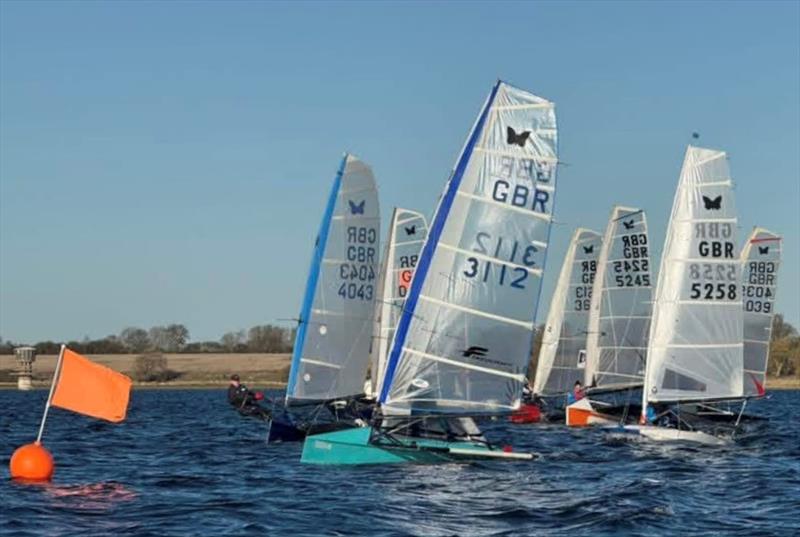 International Moth Lowrider Inlands 2025 - The Fleet jockeying at the start - photo © Vanessa Wwedon-Jones