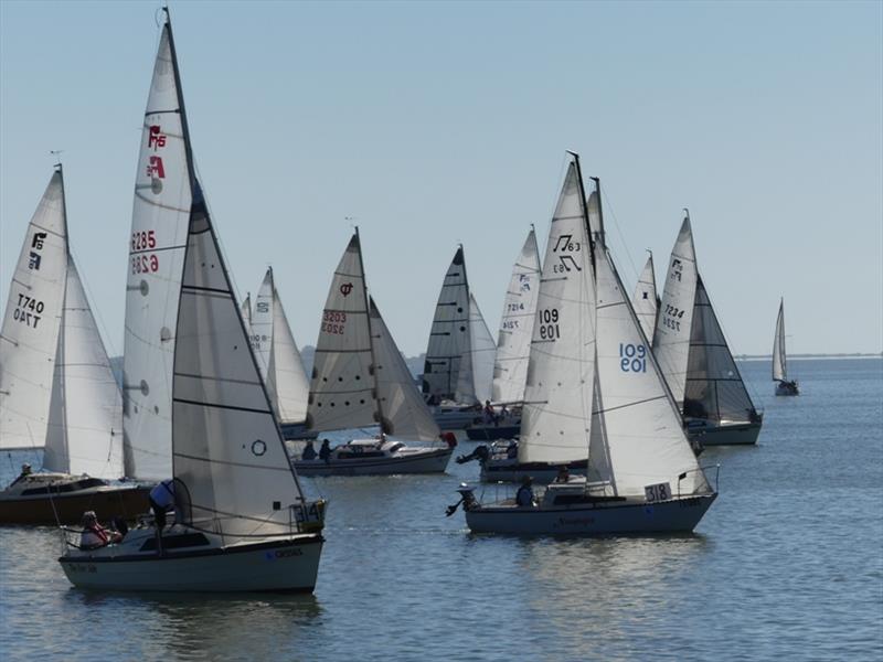 Division 3 off the start line in Milang photo copyright Chris Caffin taken at Milang Regatta Club and featuring the IRC class