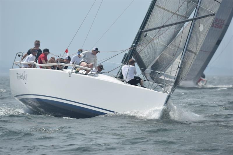 Vince McAteer's Summit 35 Divided Sky photo copyright Stuart Streuli taken at New York Yacht Club and featuring the IRC class