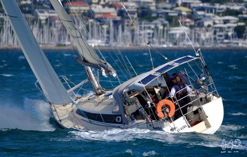 Manly Combined Clubs Race 8 - photo © Mitchell Pearson / SurfSailKite
