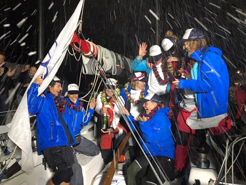 Dove-Defi des filles arrive at Port Moselle to flowers, champagne and rain - Groupama Race 2018 - photo © Matthias Balagny