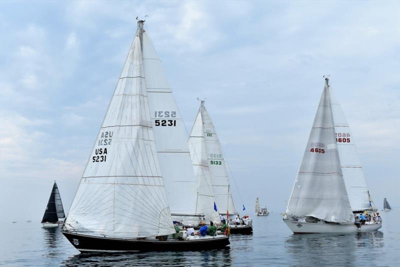 Light-air scenes from the start of the Bell's Beer Bayview Mackinac Race, which hosted 197 teams for its 94th edition in 2018 - photo © Martin Chumiecki / Bayview Yacht Club