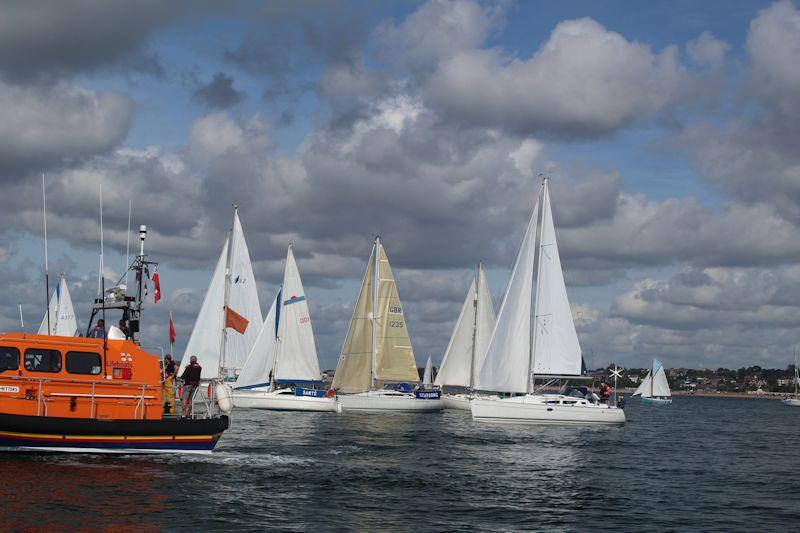 River Exe Champagne Challenge 2018 - photo © Rex Frost