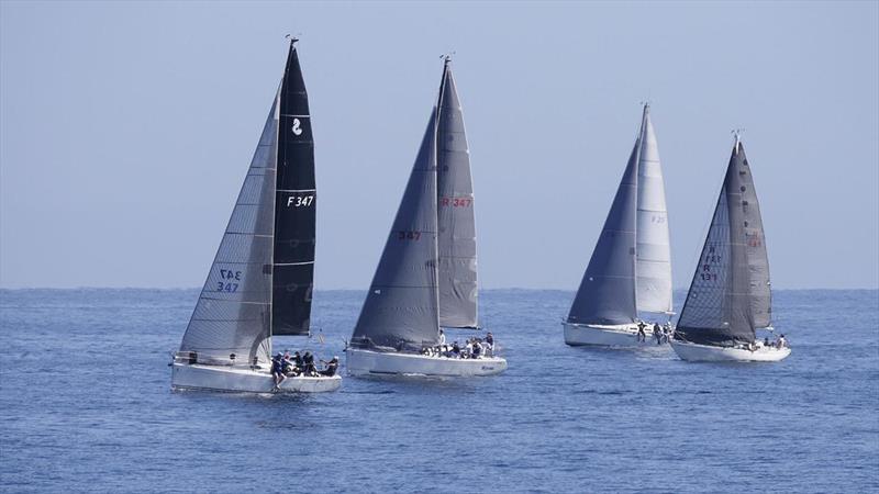 Division Two yachts racing along the coast - Cape Vlamingh Race photo copyright Lindsay Preece (Ironbark Photos) taken at Royal Freshwater Bay Yacht Club and featuring the IRC class