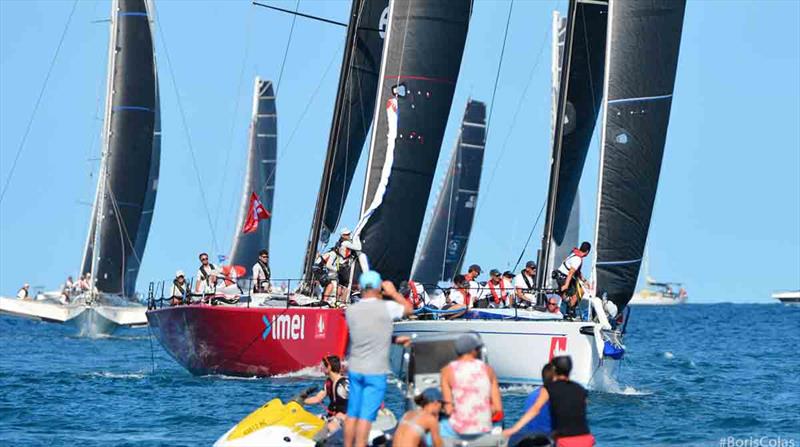 Patrice and Miss Scarlet at the start of the Groupama 2018 - photo © Boris Colas