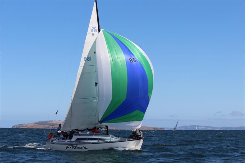 Footloose (Stewart Geeves) had a terrific day on the River Derwent in Group 3 of the Combined Clubs Harbour Series in Hobart - photo © Peter Watson