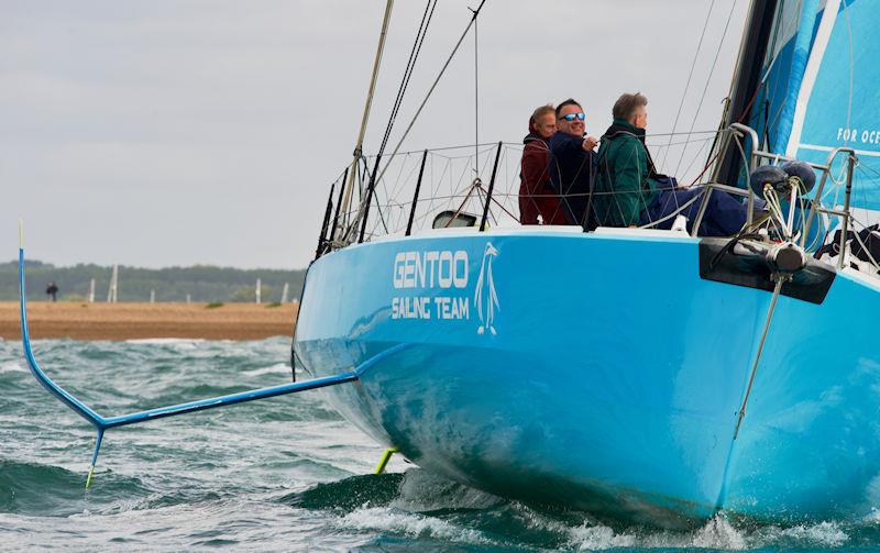 Round the Island Race 2022 - photo © Tom Hicks / www.solentaction.com