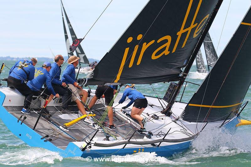 jiraffe - Cowes Week day 1 - photo © Ingrid Abery / www.ingridabery.com