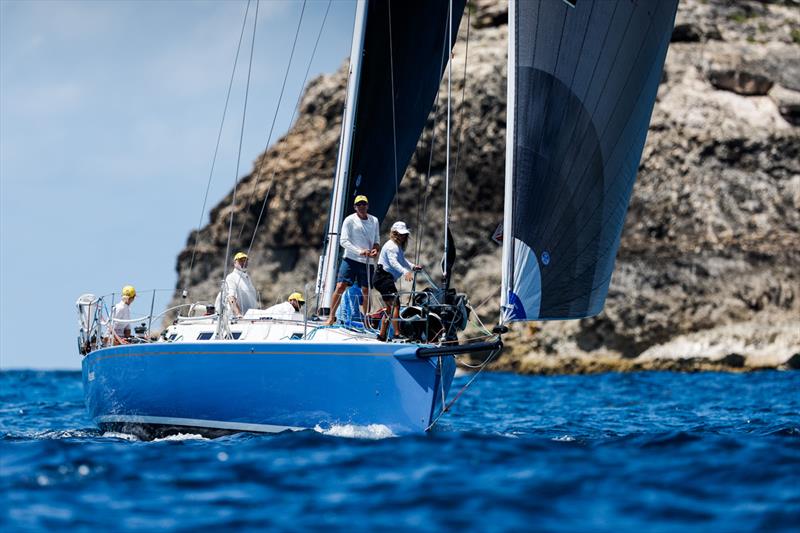 Overall winners of the Peters & May Round Antigua Race - Geoff Manchester's J/133 Vamoose (USA) - photo © Paul Wyeth / www.pwpictures.com