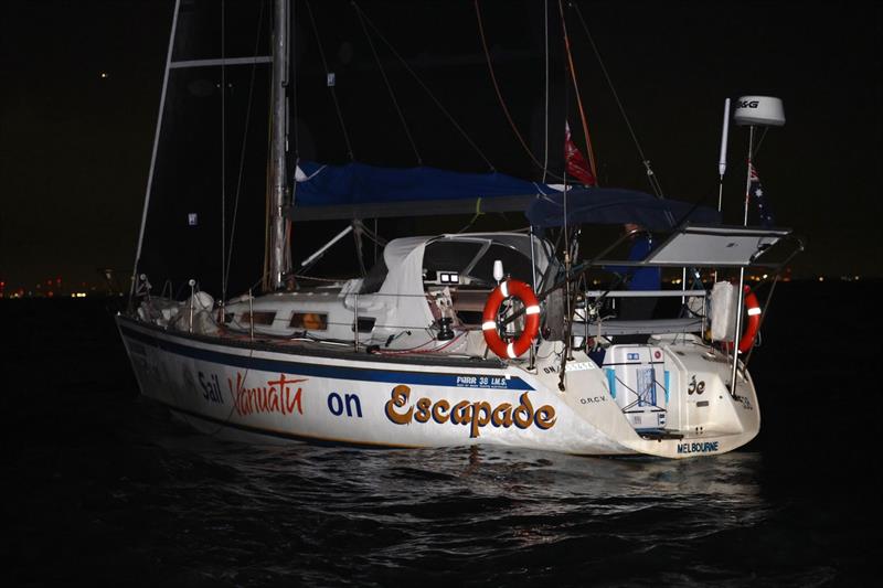 Escapade arrived in the dark - photo © Kazuyoshi Yamano