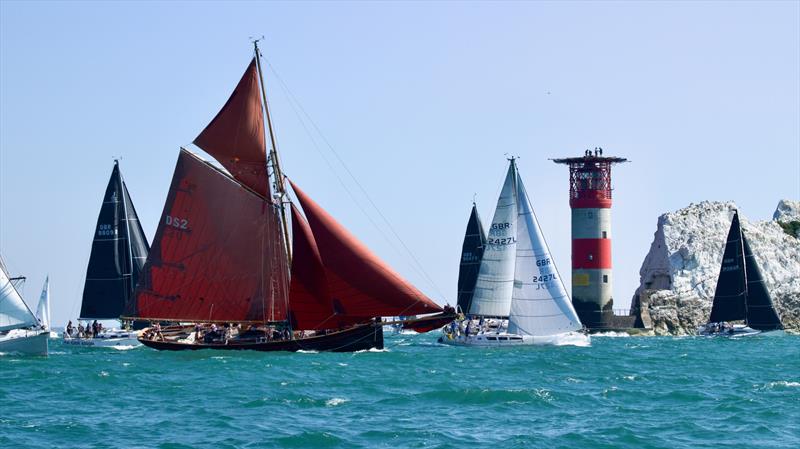 Round the Island Race 2026 - photo © Tom Hicks / www.solentaction.com