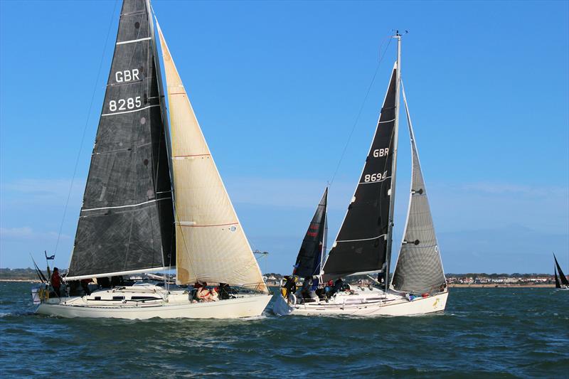 Hamble Winter Series week 3 - photo © Mike James
