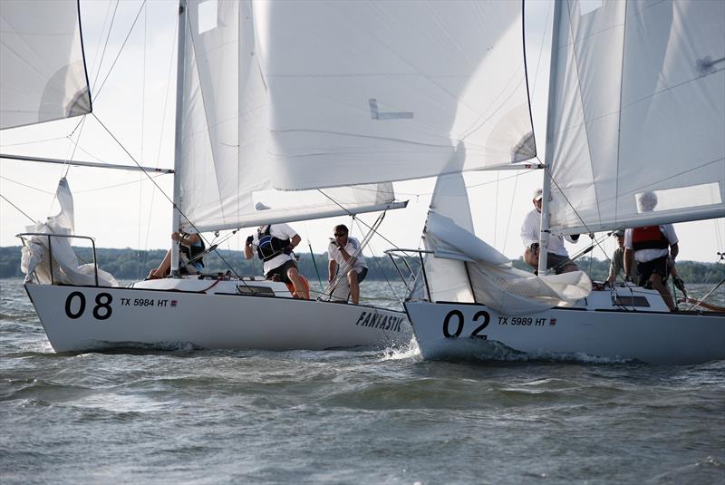 J/22 racecourse action on the waters off of the Fort Worth Boat Club - photo © the Fort Worth Boat Club