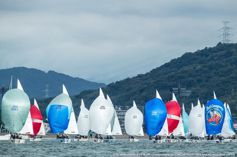 Racing on the final day of the J/24 World Championship at Wakayama, Japan photo copyright Junichi Hirai / Bulkhead Magazine Japan taken at Wakayama Sailing Club and featuring the J/24 class