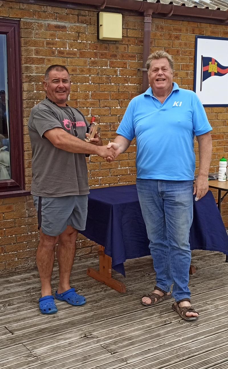 Simon Hawkes wins the K1 Southern Championship at Castle Cove - photo © Ian Duke