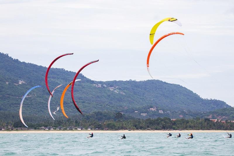 Hydrofoil Kites racing off Mae Nam Beach, Samui Regatta - photo © Alex Baranescu / KTA Media