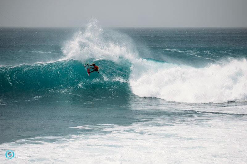 Mitu The Maestro - GKA Kite-Surf World Cup Cabo Verde, Day 1 - photo © Ydwer van der Heide