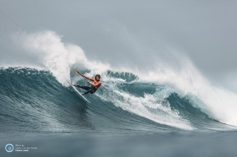 Not bad considering Matchu's riding switch! - GKA Kite-Surf World Cup Cabo Verde, Day 4 - photo © Ydwer van der Heide