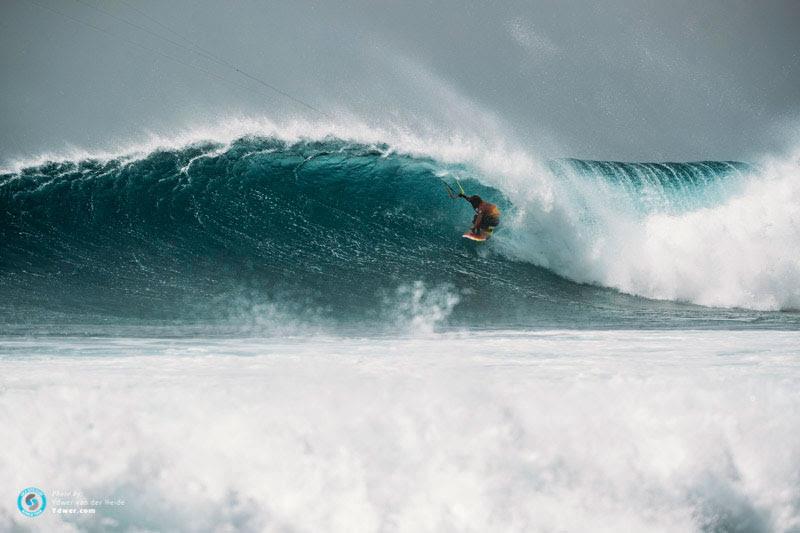 They don't call him The Maestro for nothing - GKA Kite-Surf World Cup Cabo Verde, Day 4 - photo © Ydwer van der Heide