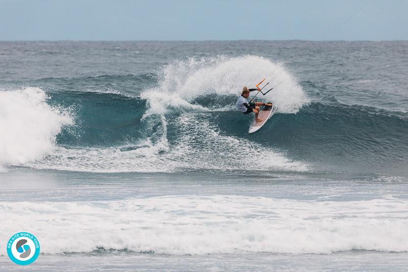 One of the tour's top performers this year, Simon Joosten from Barbados, advanced past and knocked out South Africa's infamous big air merchant, Josh Emmanuel - 2019 GKA Kite World Cup Mauritius, day 7 - photo © Ydwer van der Heide