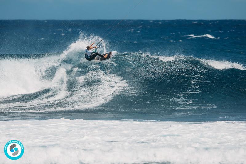 Top to bottom, time and again - 2019 GKA Kite World Cup Mauritius, final day - photo © Ydwer van der Heide