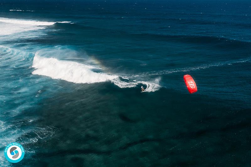 Jalou was ready for Ninja's attack - 2019 GKA Kite World Cup Mauritius, final day - photo © Ydwer van der Heide