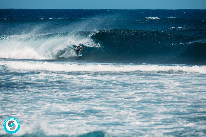 Gunning for it from the start - Carew slots one early on in the final - 2019 GKA Kite World Cup Mauritius, final day - photo © Ydwer van der Heide