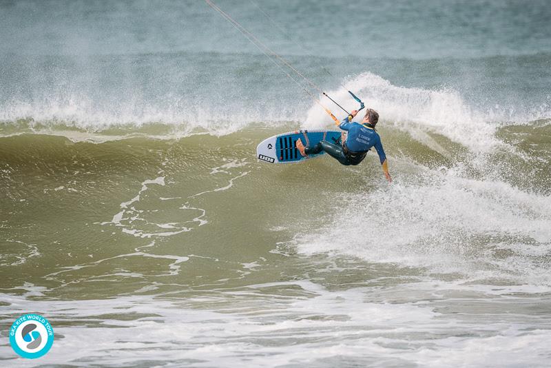 Carew was cropped by Matos - GKA Kite World Cup Dakhla photo copyright Ydwer van der Heide taken at  and featuring the Kiteboarding class