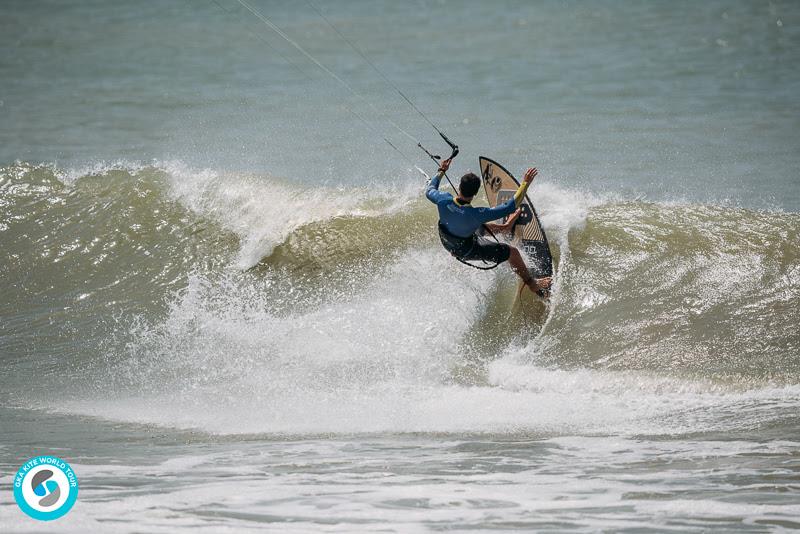 Keahi de Aboitiz - GKA Kite World Cup Dakhla, day 9 photo copyright Ydwer van der Heide taken at  and featuring the Kiteboarding class