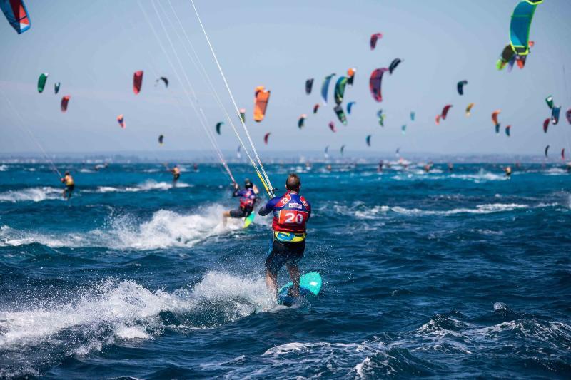 Race start - Red Bull Lighthouse to Leighton Kiteboard Race photo copyright Daniel De Giosa taken at  and featuring the Kiteboarding class